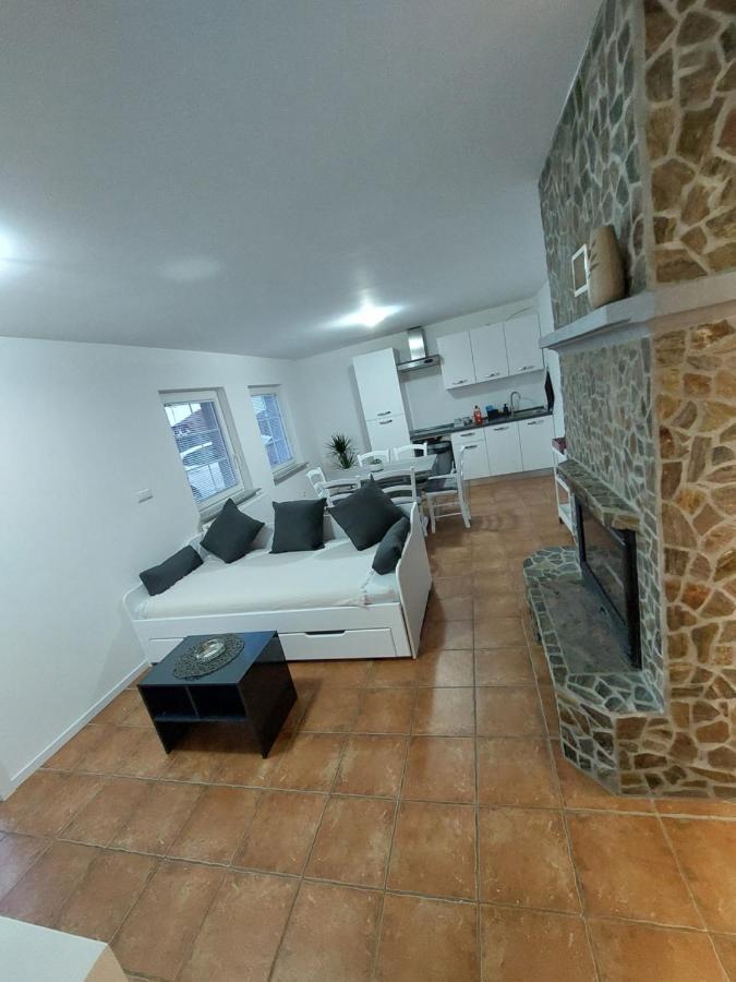 Apartma Sandi Sentilj Eksteriør bilde
